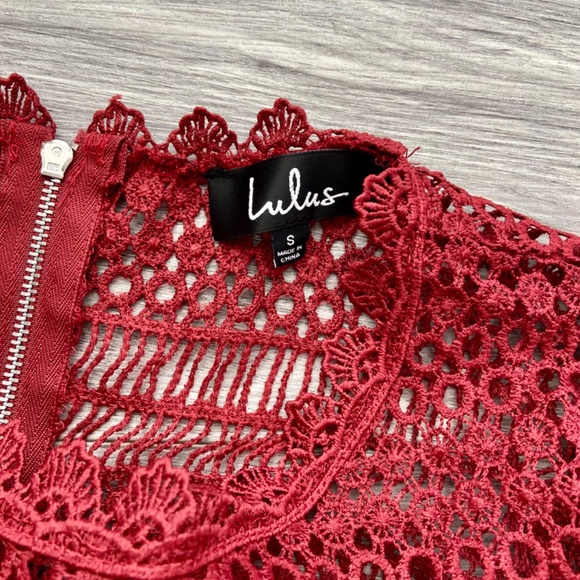 Burgundy Lulus Dress- new with tags! - Picture 4 of 8